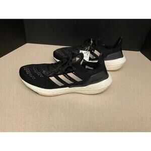 New! Womens Adidas Ultraboost 22 HEAT.RDY Black/Clear Orange Shoes. Size 9.5.